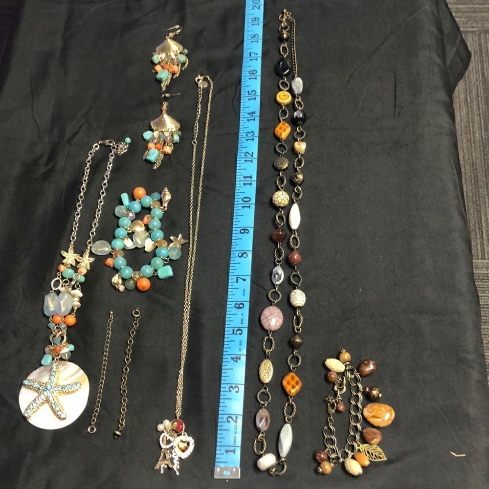 Gold tone jewelry collection w/2 necklace extenders